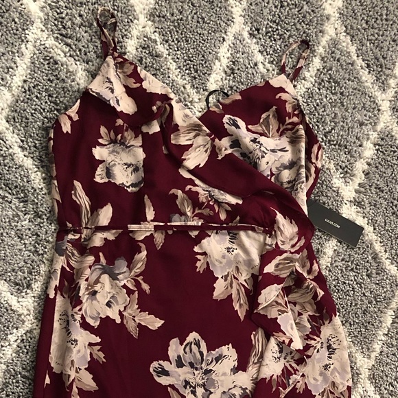 Lulu’s Floral Wrap Dress Size Small - Picture 7 of 13